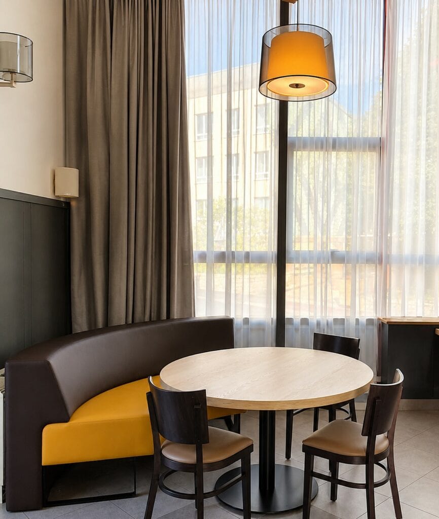 LYCEE HOTELIER STUDIO LO DESIGN