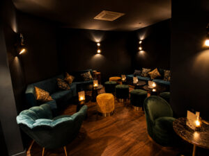 BAR SAINT JULIEN ANGERS STUDIO LO DESIGN ARCHITECTE